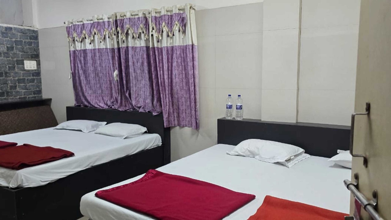 Photo of Bedroom in Shirol
