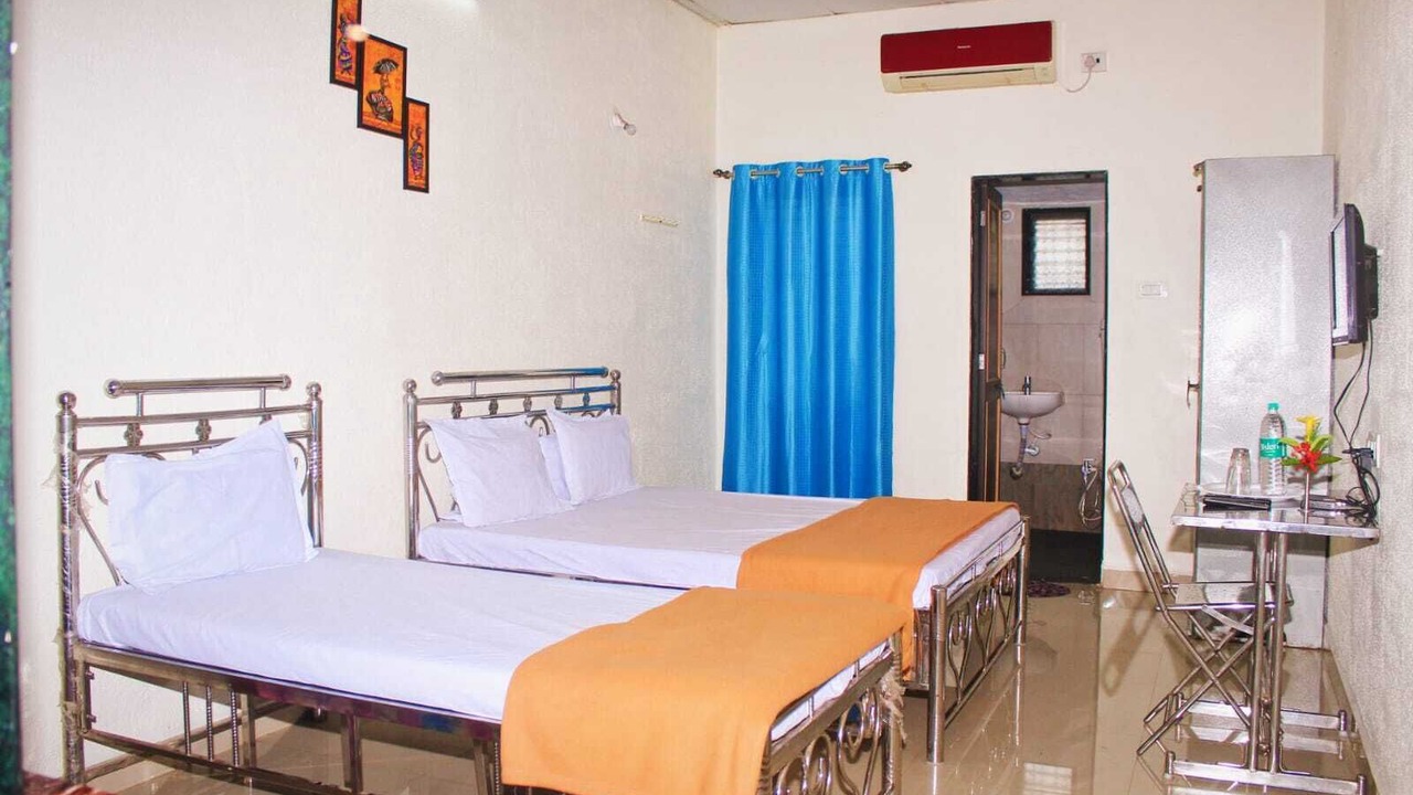 Photo of Bedroom in Akola