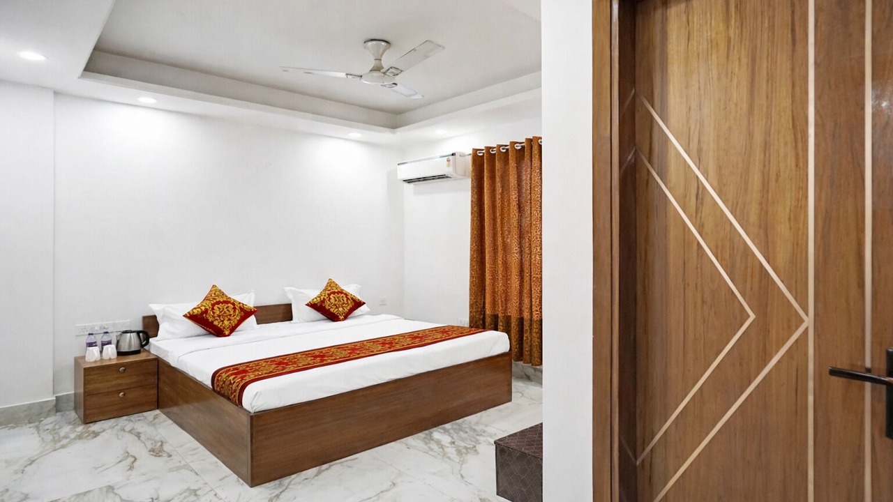 Photo of Bedroom in Sainik Farm