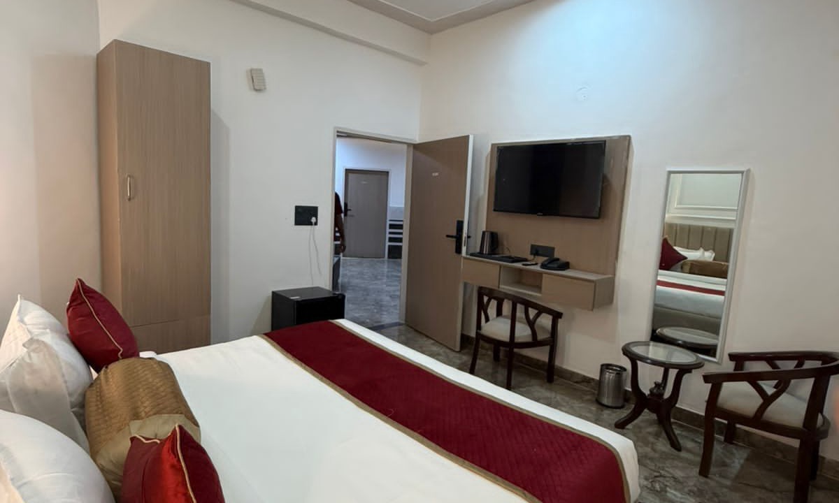 Photo of Bedroom in Bilaspur