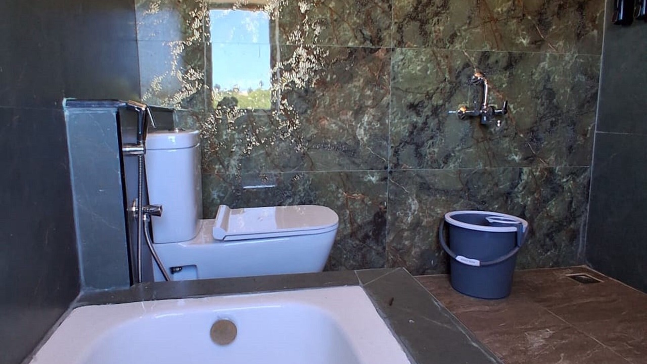 Photo of Bathroom in Mahabalipuram