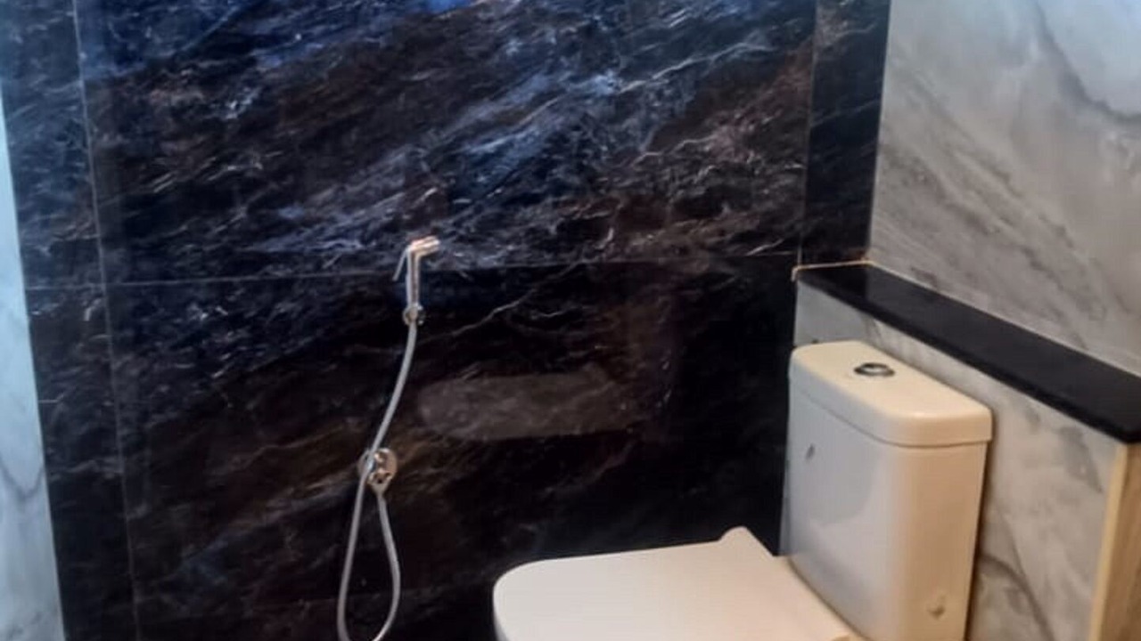 Photo of Bathroom in Mahabalipuram