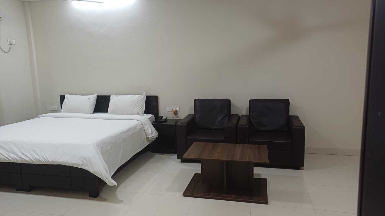 Photo of Bedroom in Tiruchirappalli