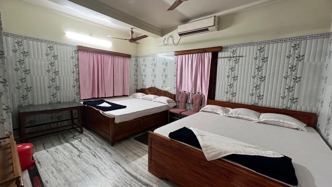 Photo of Bedroom in Mayapur