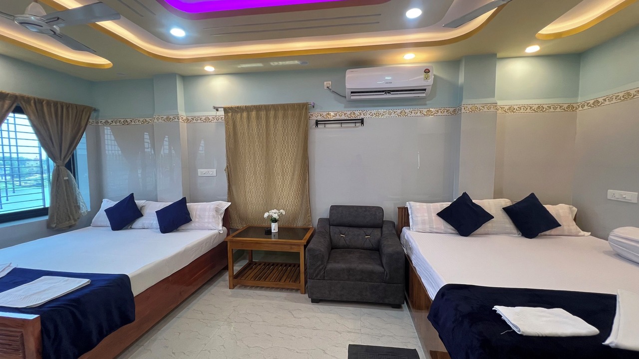 Photo of Bedroom in Mayapur