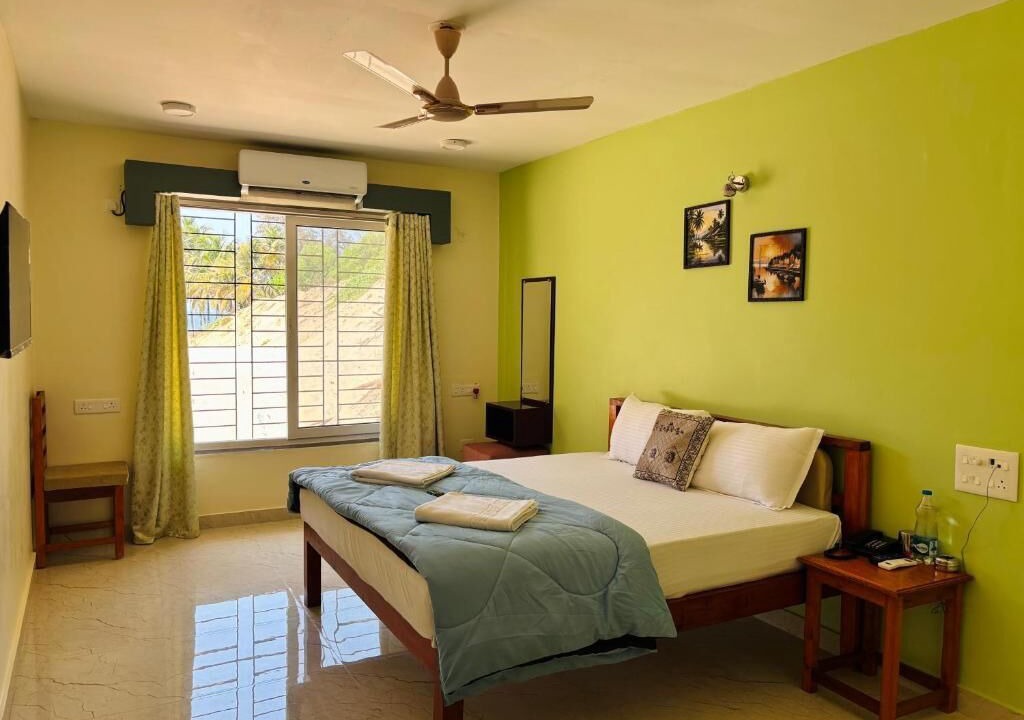 Photo of Bedroom in Tarkarli