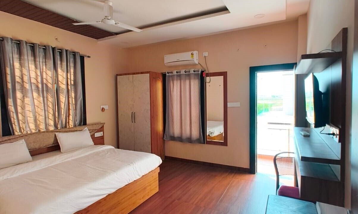 Photo of Bedroom in Bareli