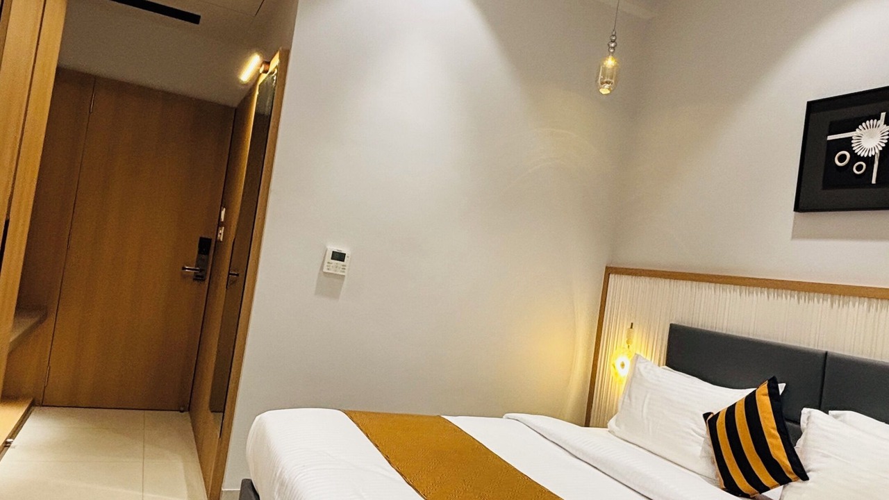 Photo of Bedroom in Somnath