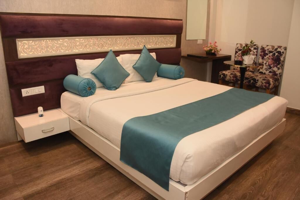 Photo of Bedroom in Alambagh