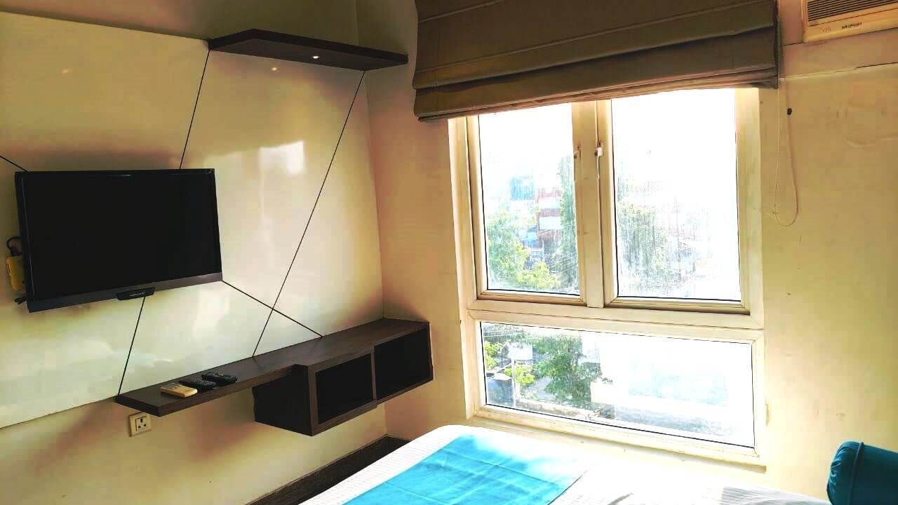 Photo of Bedroom in Alambagh