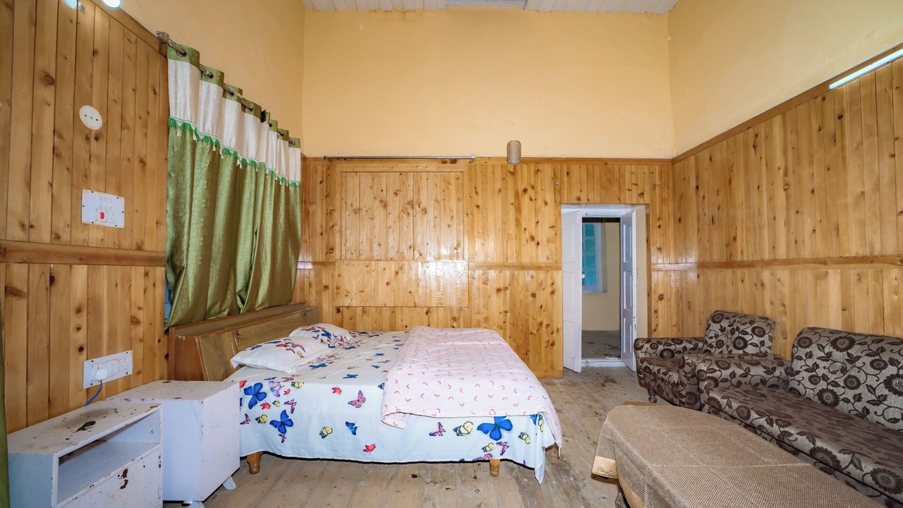 Photo of Bedroom in Rampur