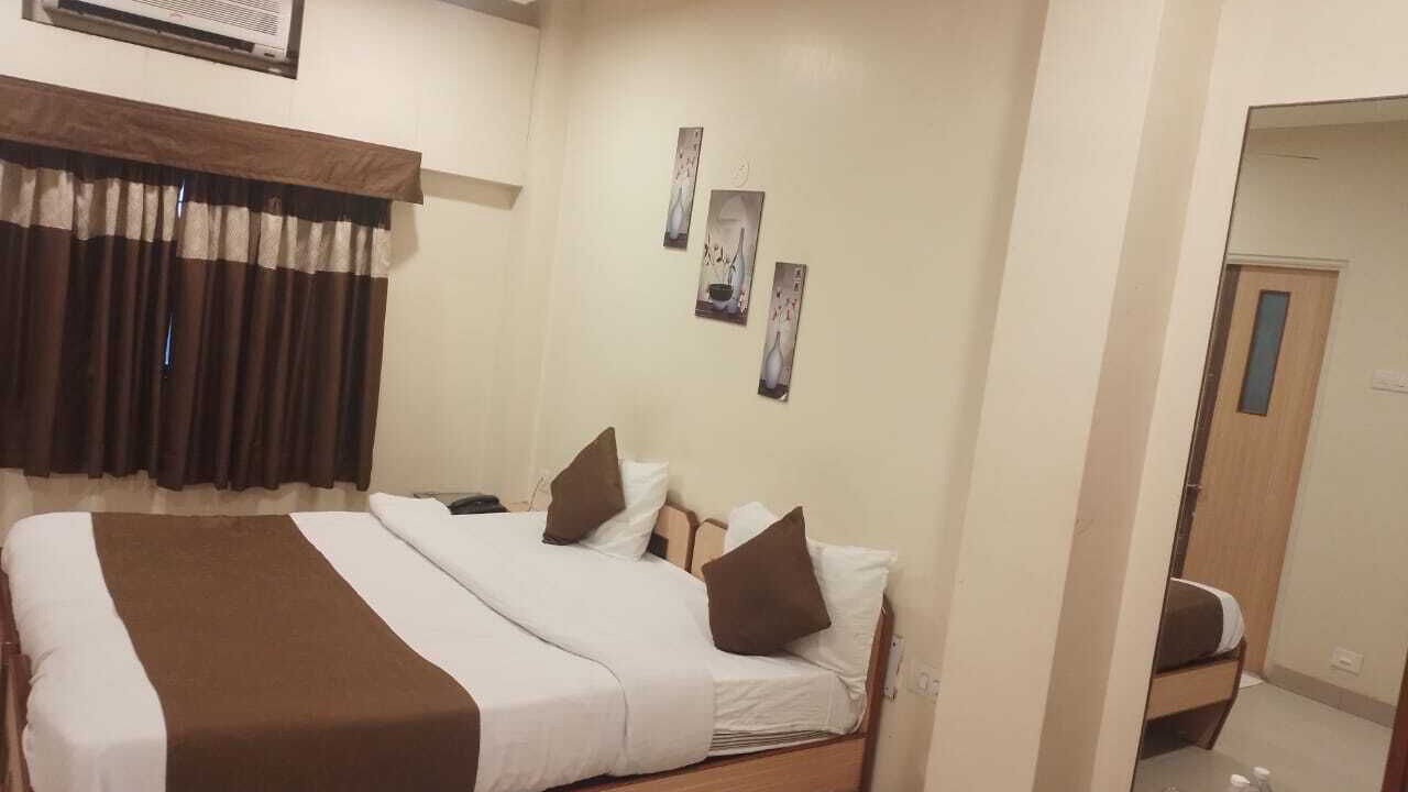 Photo of Bedroom in Girinagar