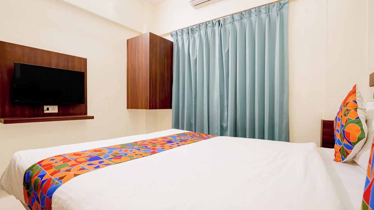 Photo of Bedroom in Hadapsar