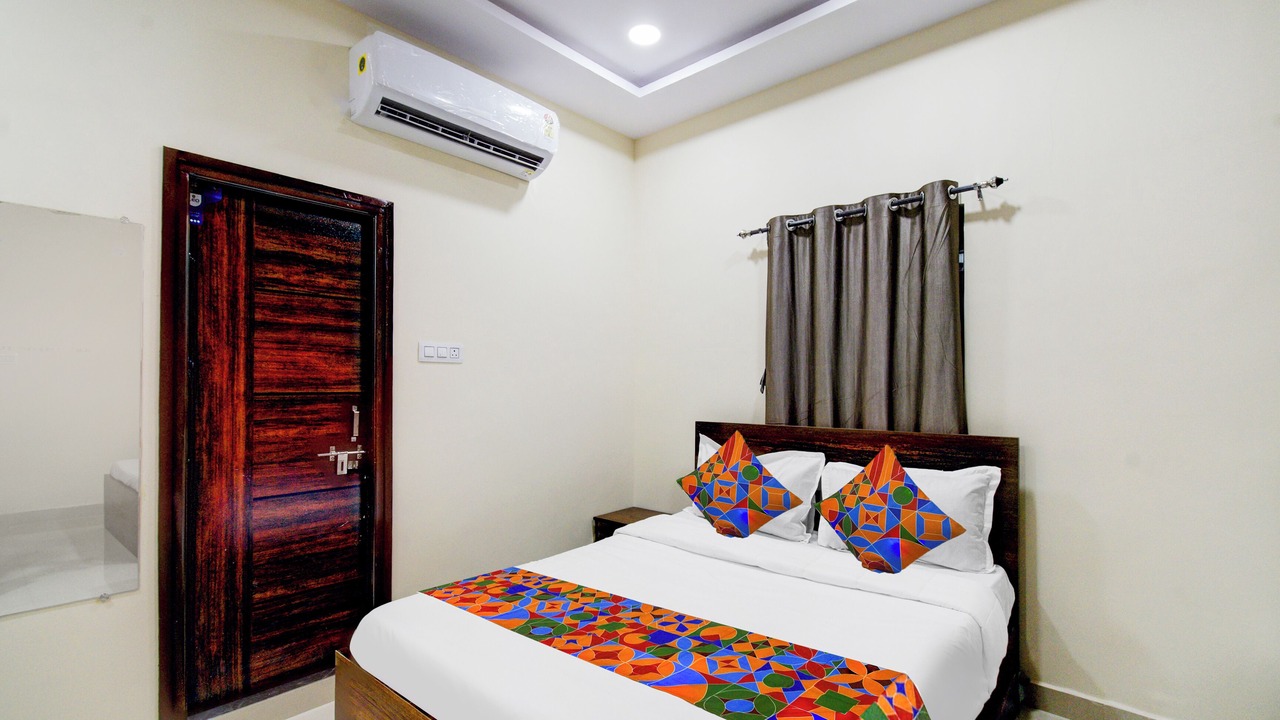Photo of Bedroom in Dr AS Rao Nagar