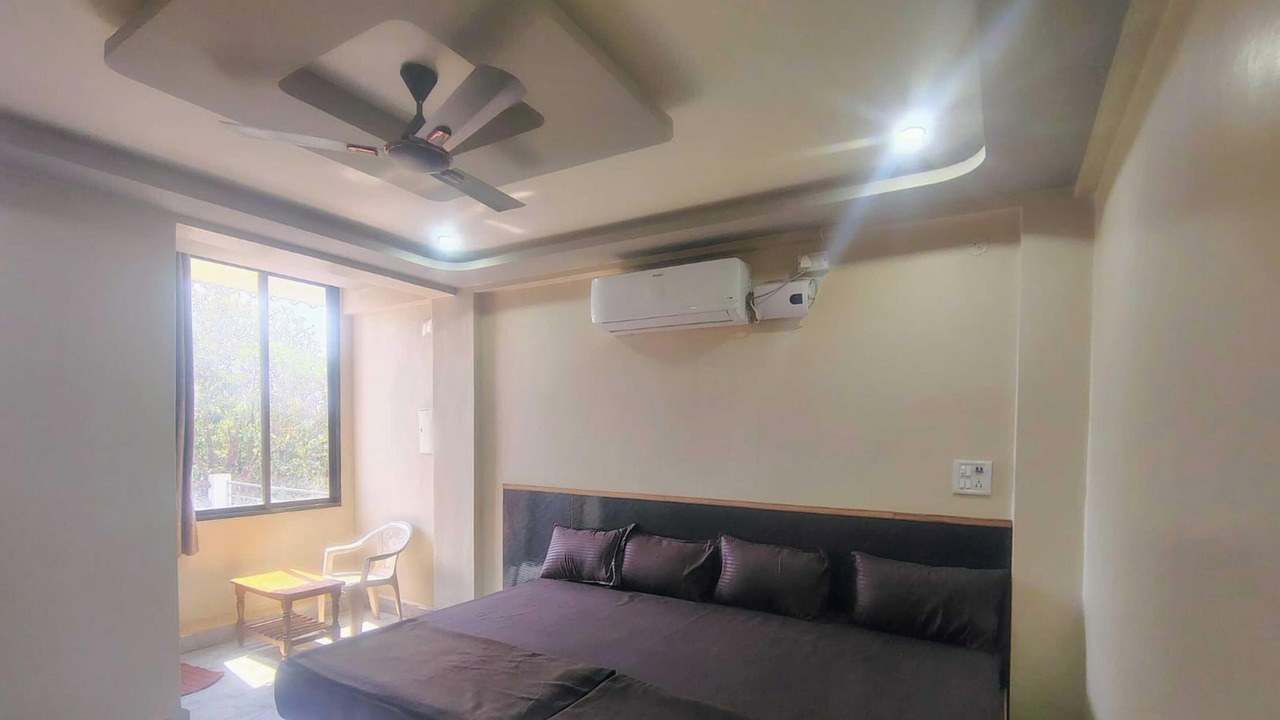 Photo of Bedroom in Kunkeshwar