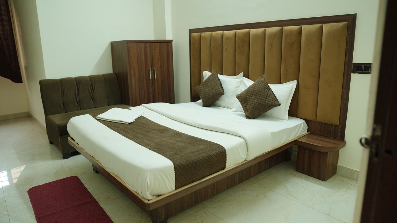 Photo of Bedroom in Bhopal