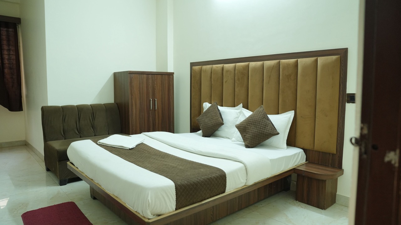 Photo of Bedroom in Bhopal