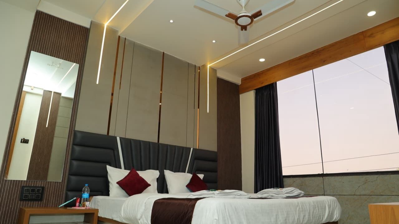 Photo of Bedroom in Jath