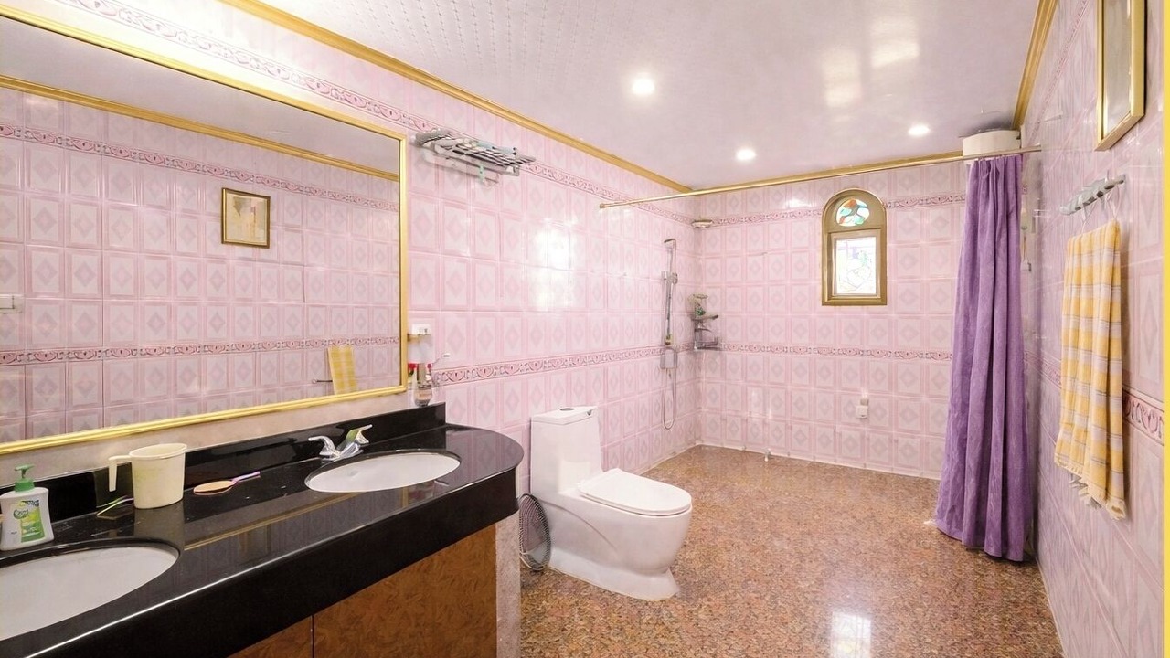Photo of Bathroom in Vrindavan