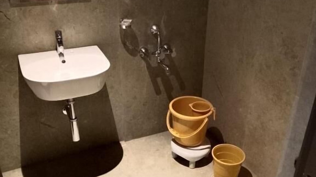 Photo of Bathroom in Lalgudi