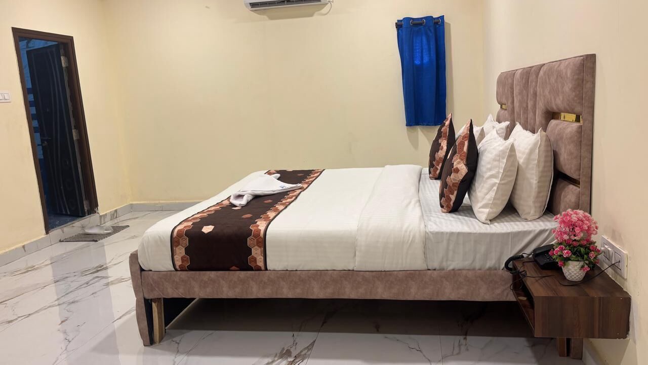 Photo of Bedroom in Shamshabad