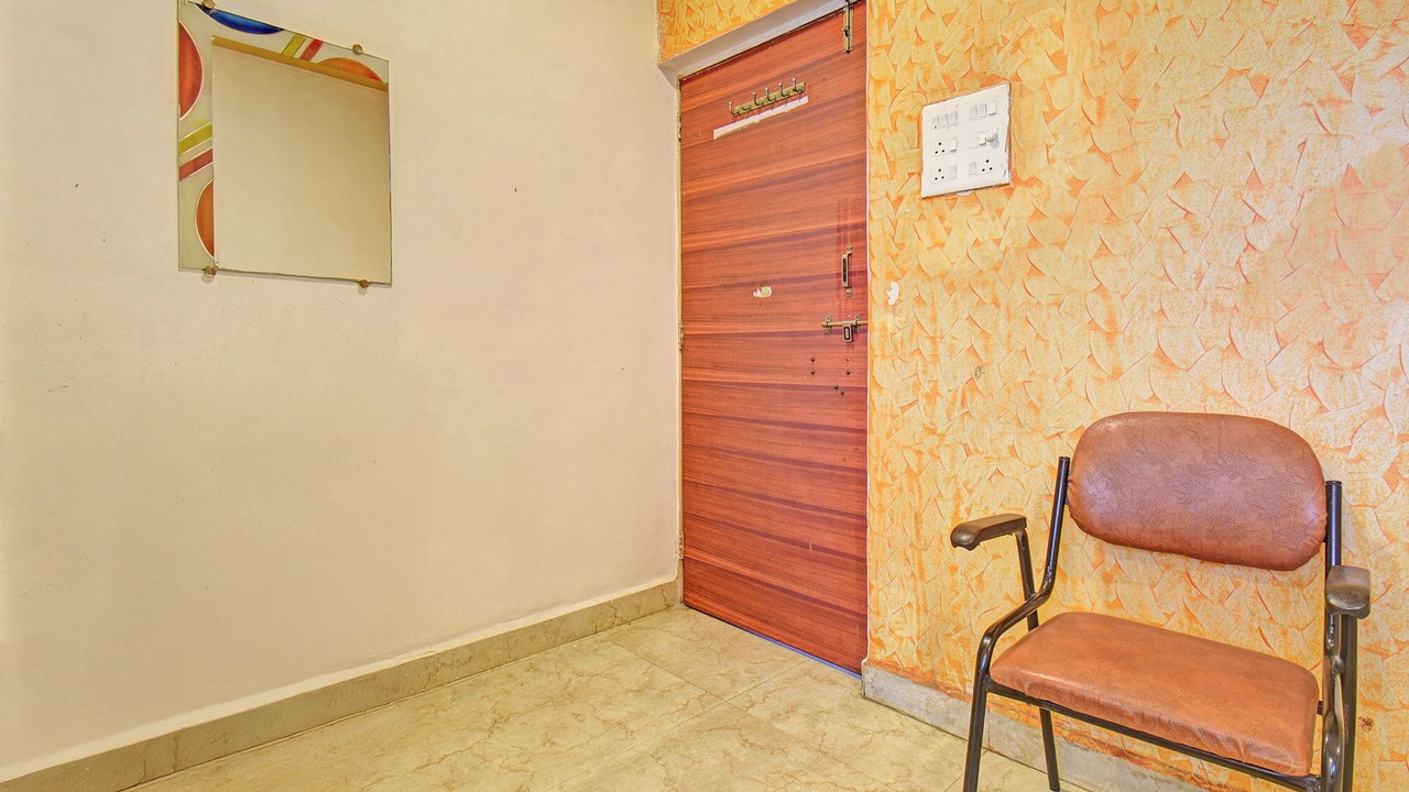 Photo of Bedroom in Alandi