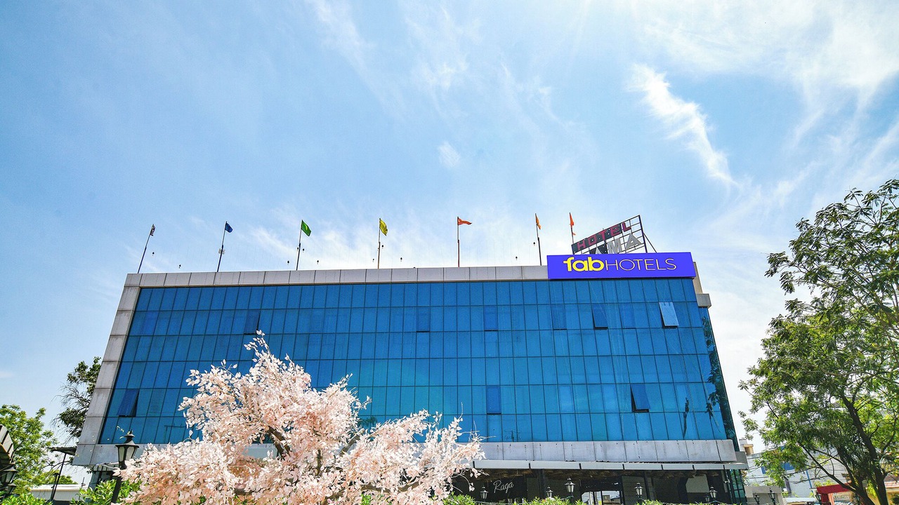 Photo of Outdoor in Rau