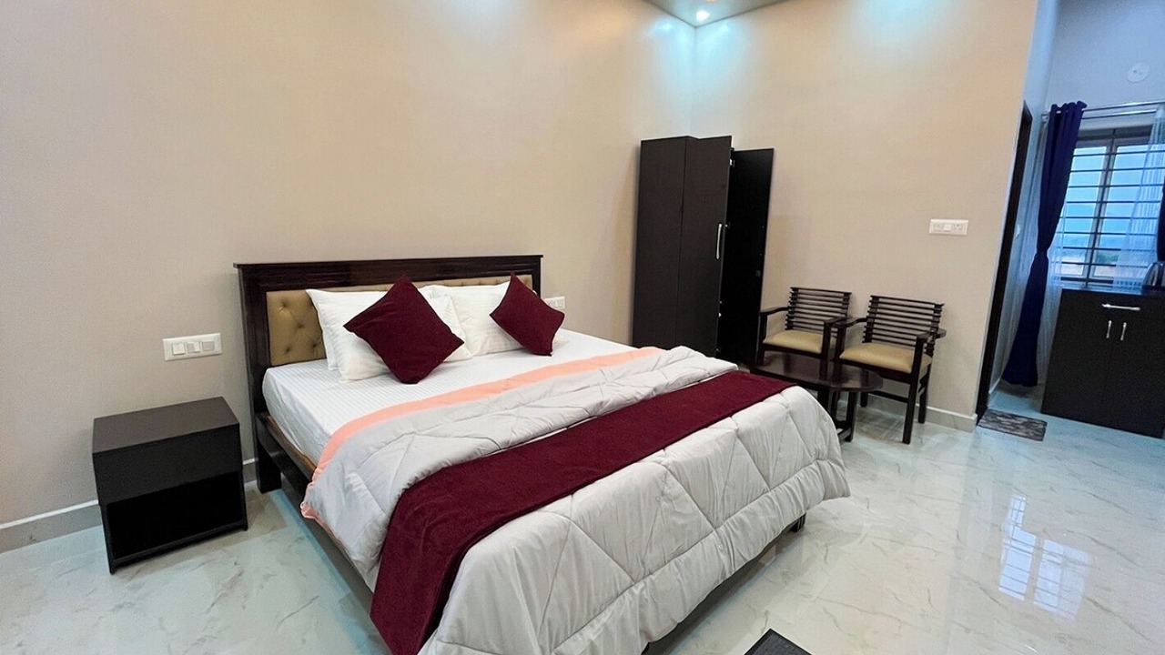 Photo of Bedroom in Murudeshwara