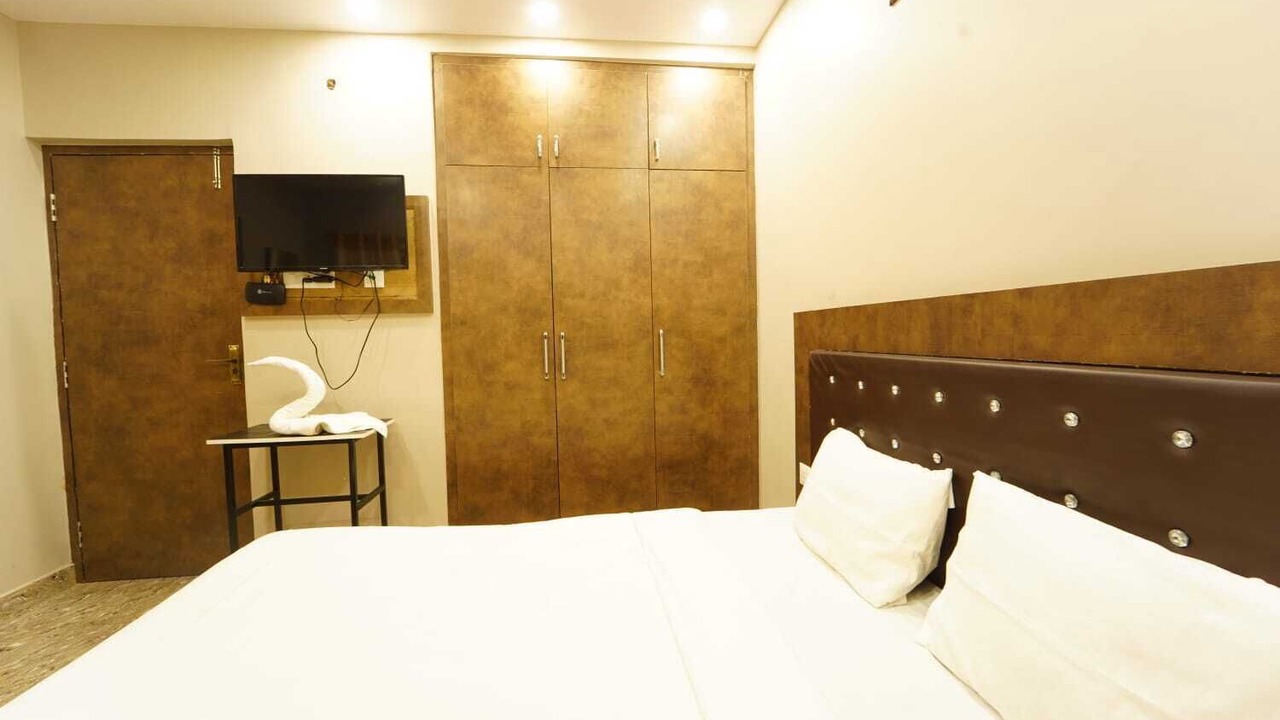 Photo of Bedroom in Patna