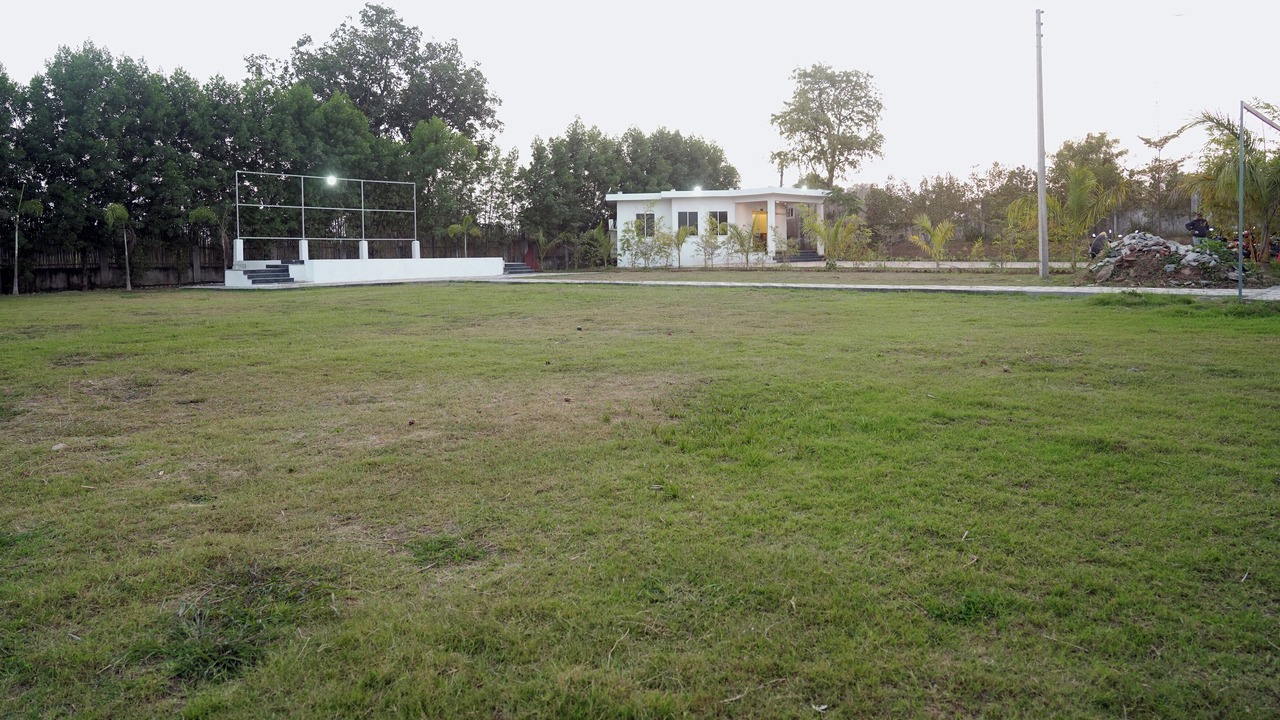 Photo of Outdoor in Pawni