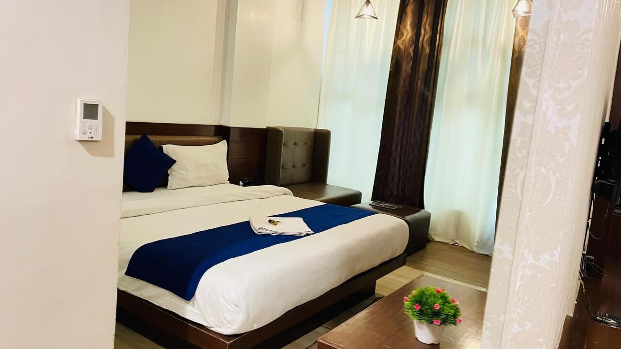 Photo of Bedroom in Bhopal