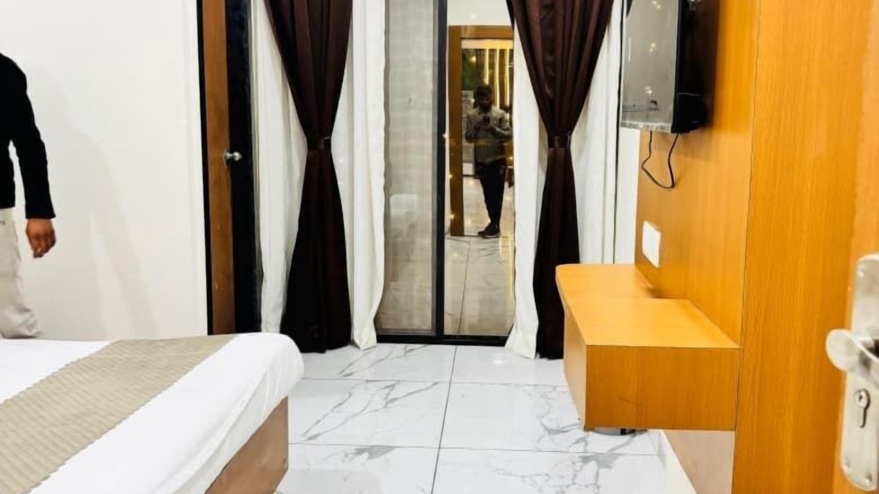 Photo of Bedroom in Bhopal