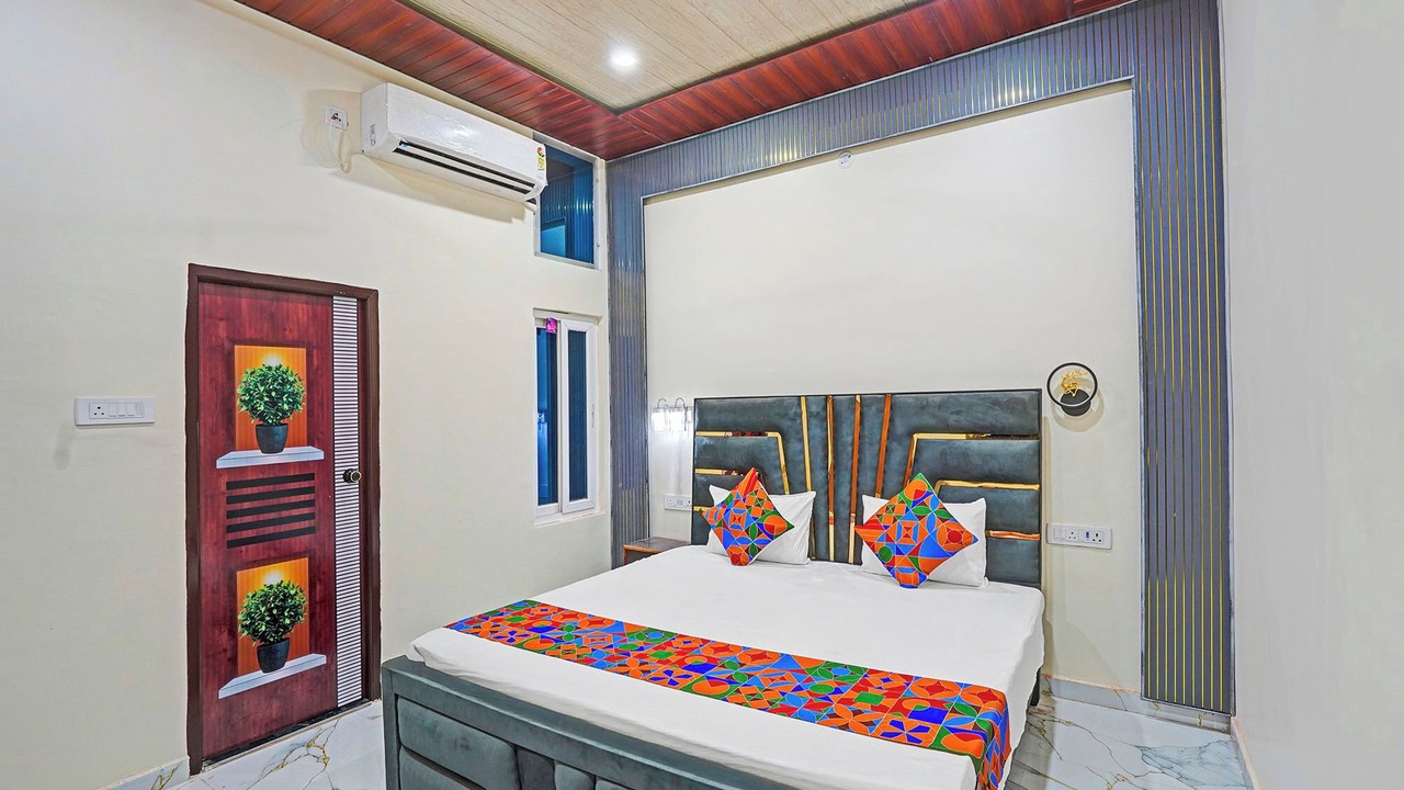 Photo of Bedroom in Sarnath