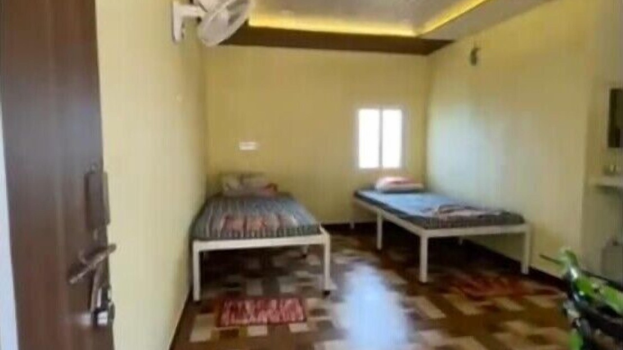 Photo of Bedroom in Bavda