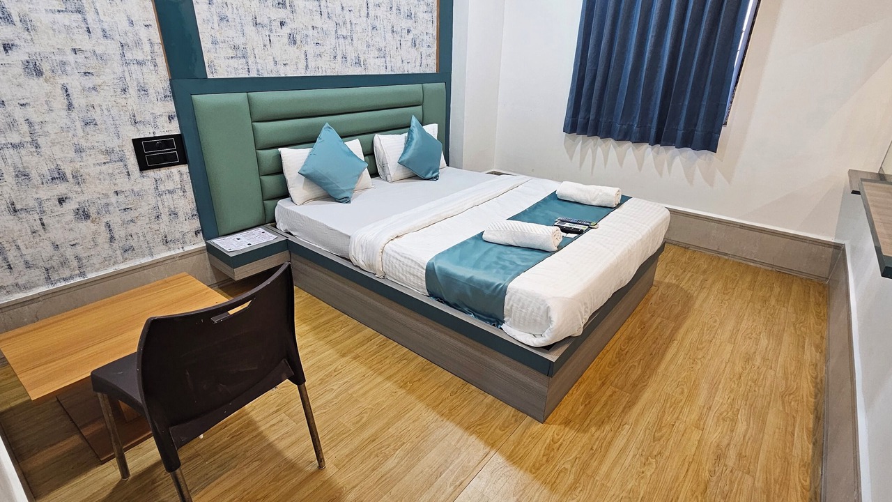 Photo of Bedroom in Surat