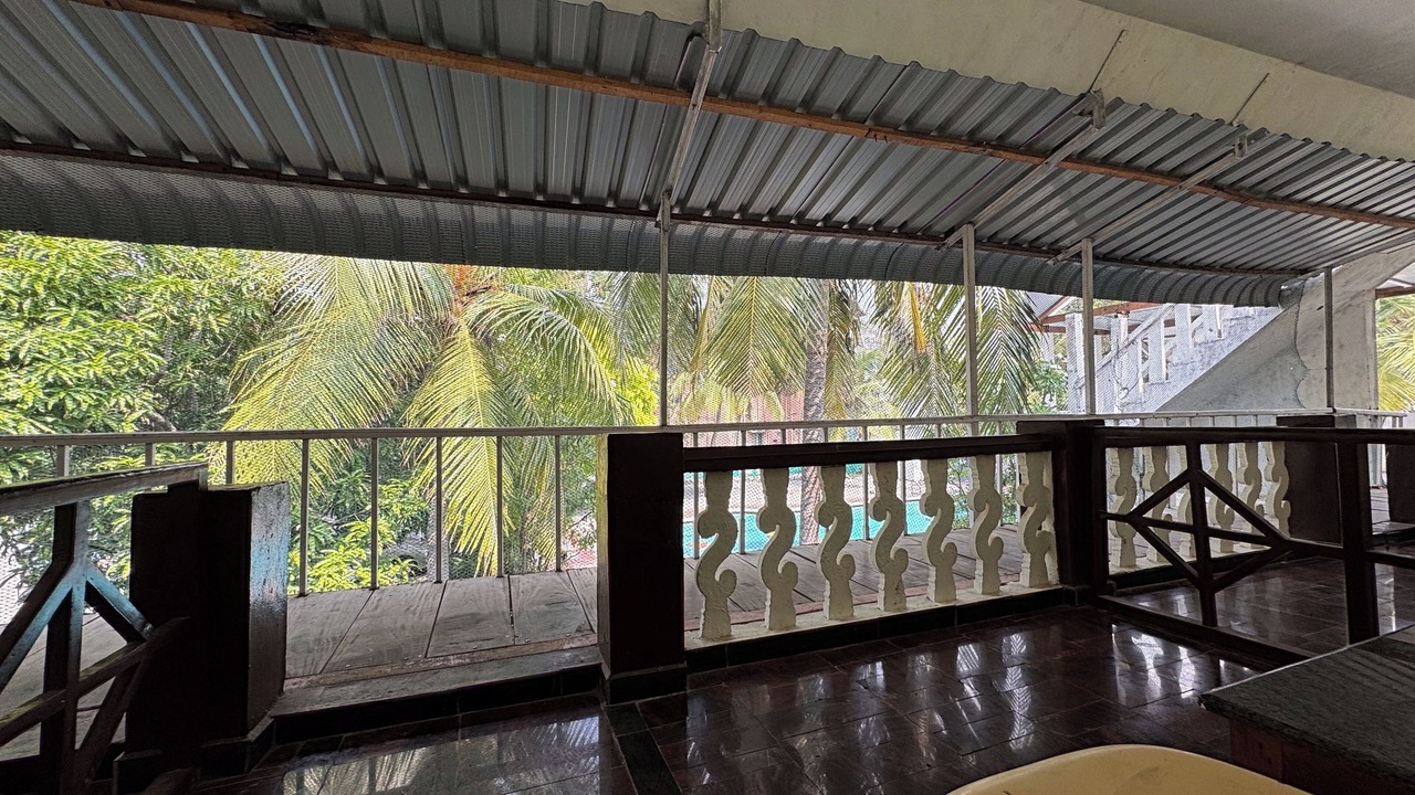 Photo of Patio Balcony in Mahabalipuram Beach