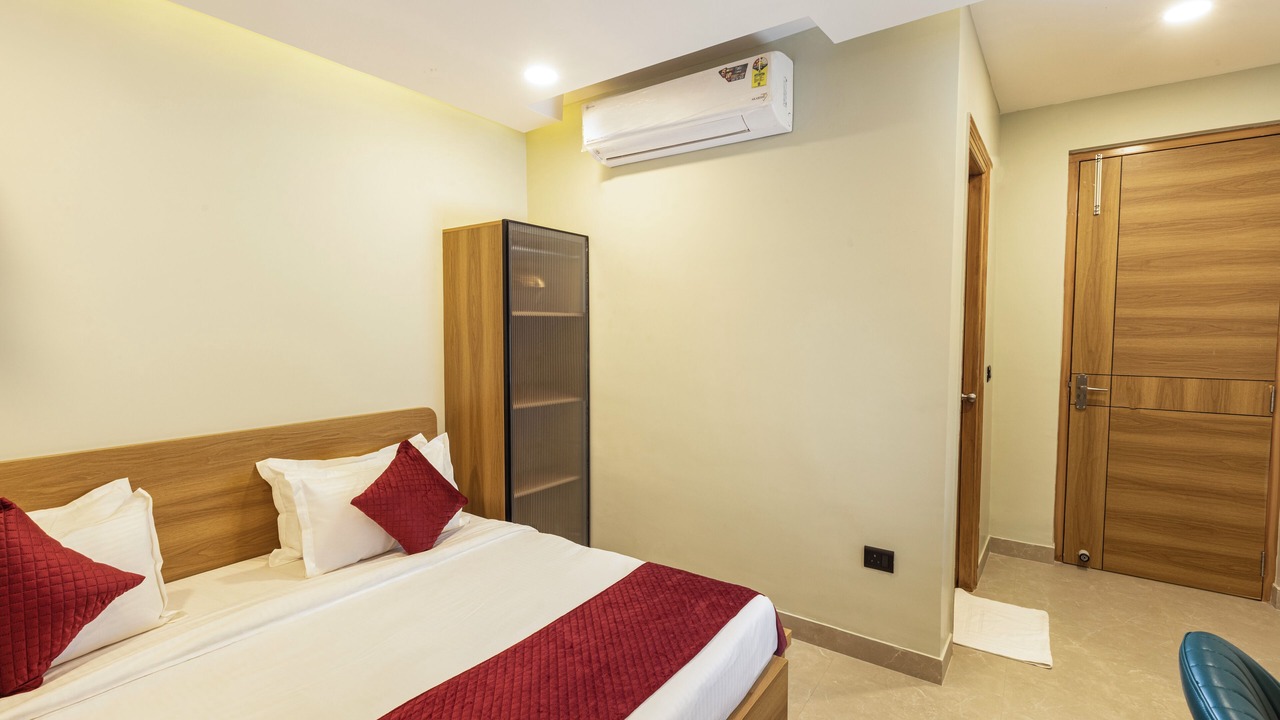 Photo of Bedroom in Kailash Colony