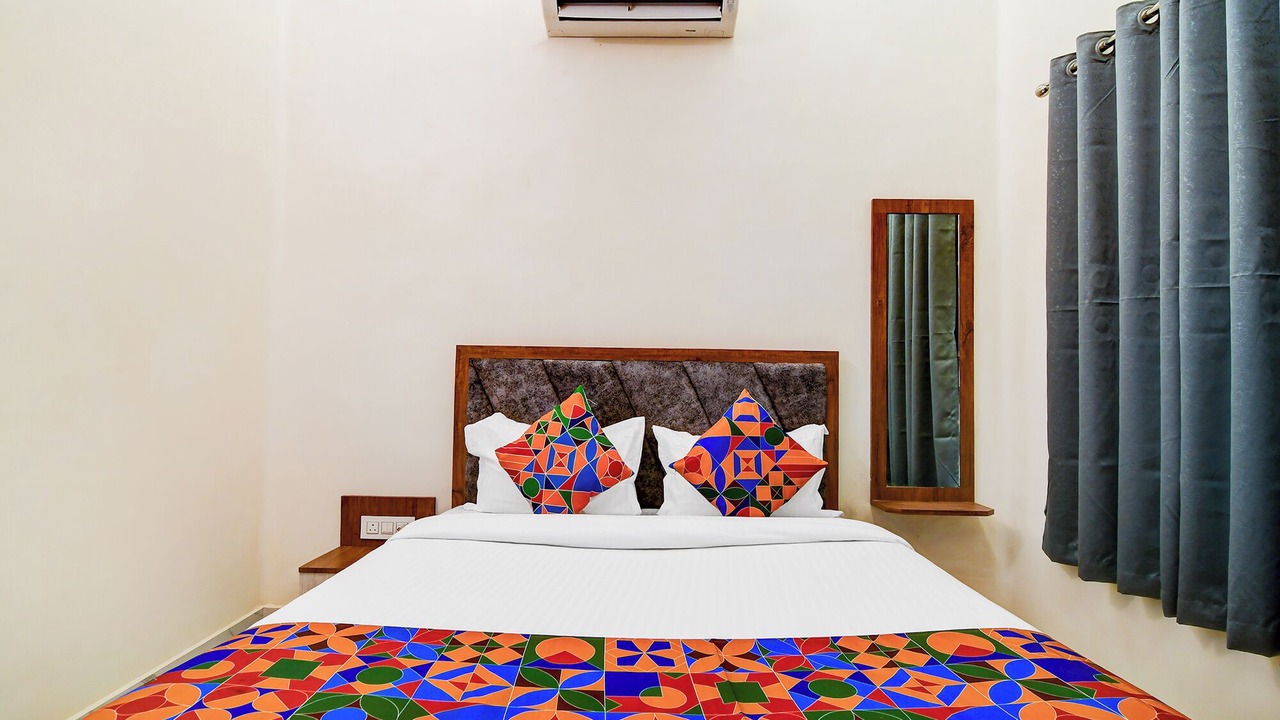 Photo of Bedroom in Tollygunge
