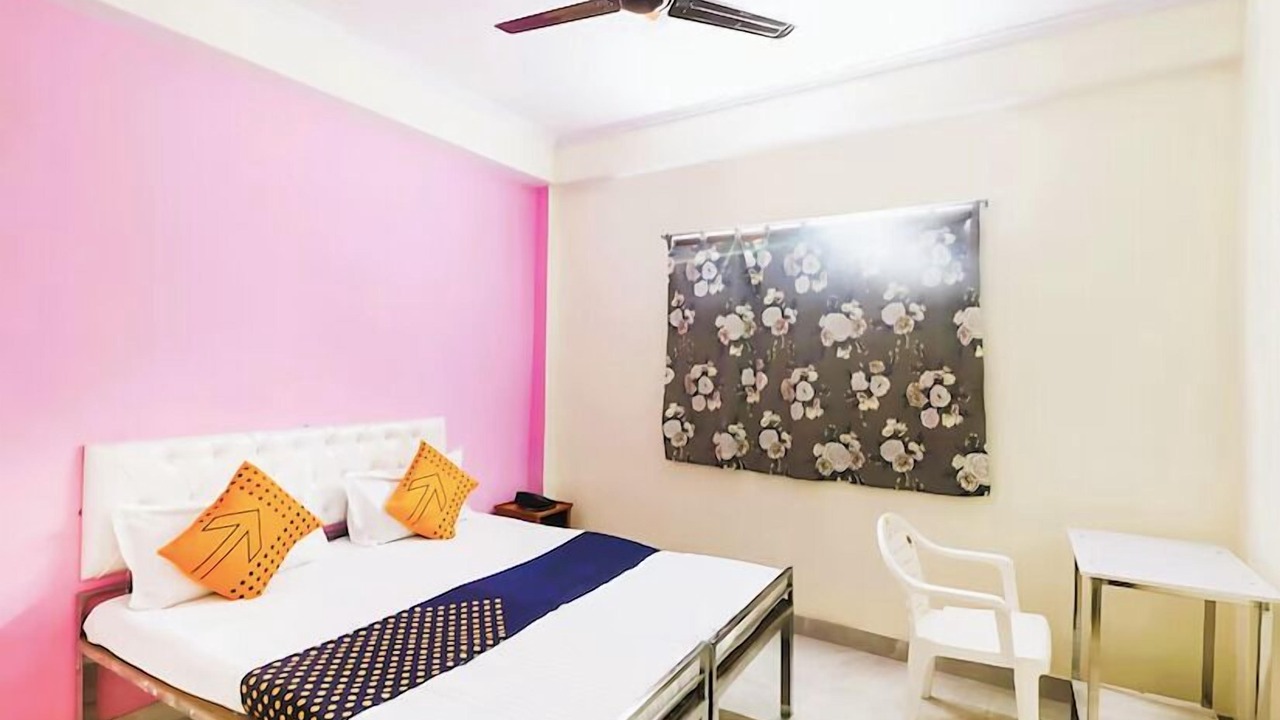 Photo of Bedroom in Phulpur