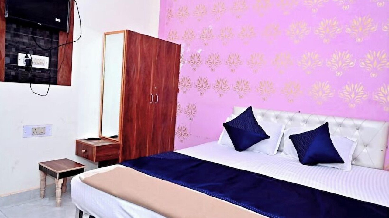 Photo of Bedroom in Phulpur