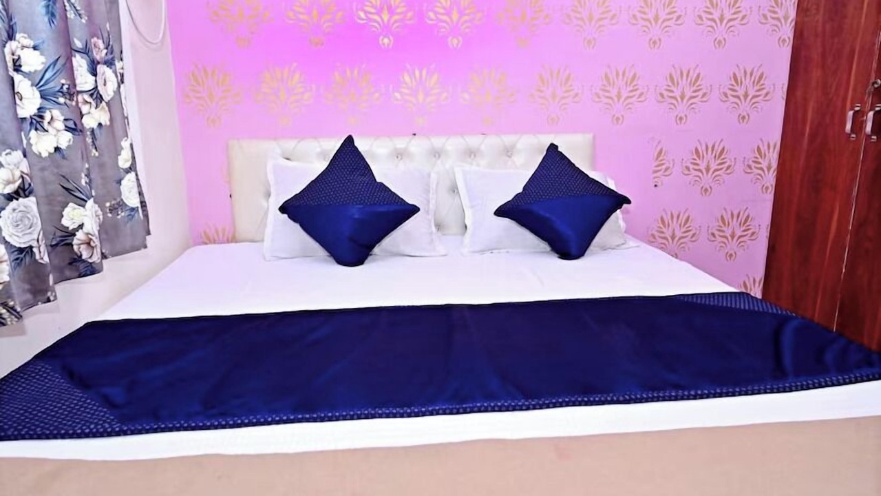 Photo of Bedroom in Phulpur