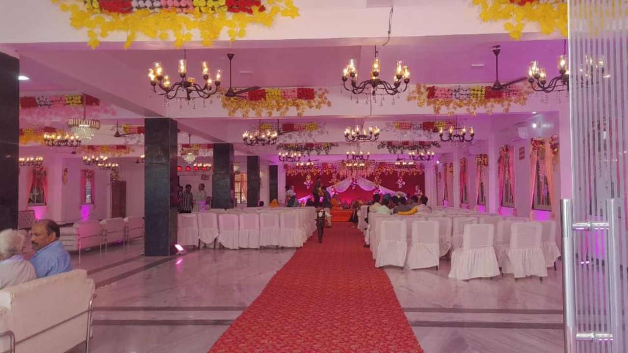 Photo of Others in Kanpur