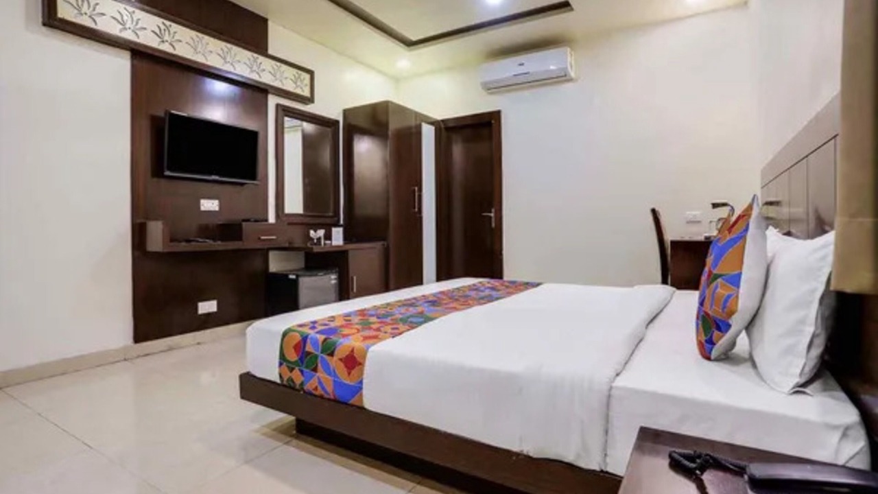 Photo of Bedroom in Bhopal