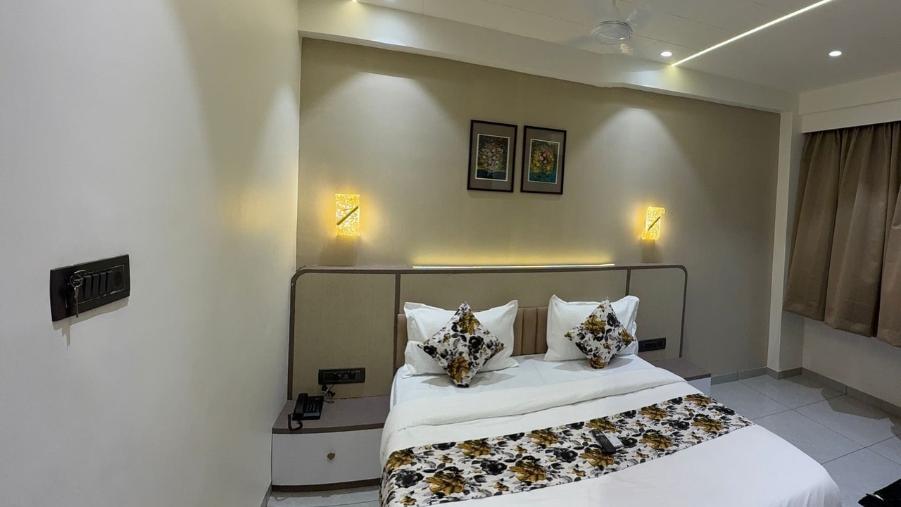 Photo of Bedroom in Vadodara
