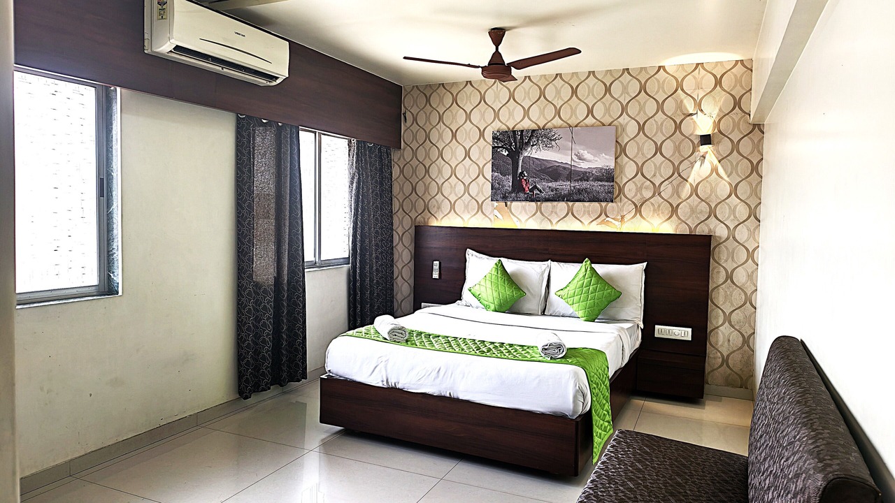 Photo of Bedroom in Airoli