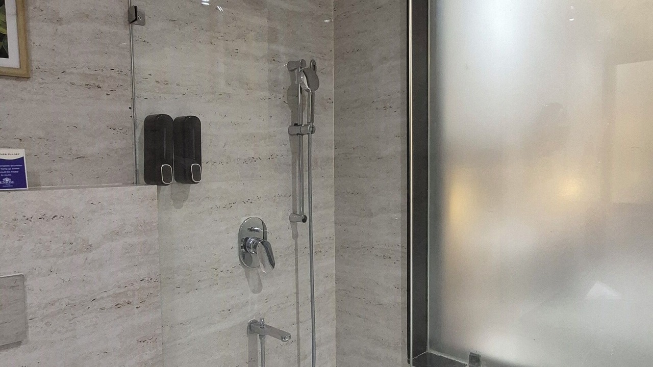 Photo of Bathroom in Kalaburagi