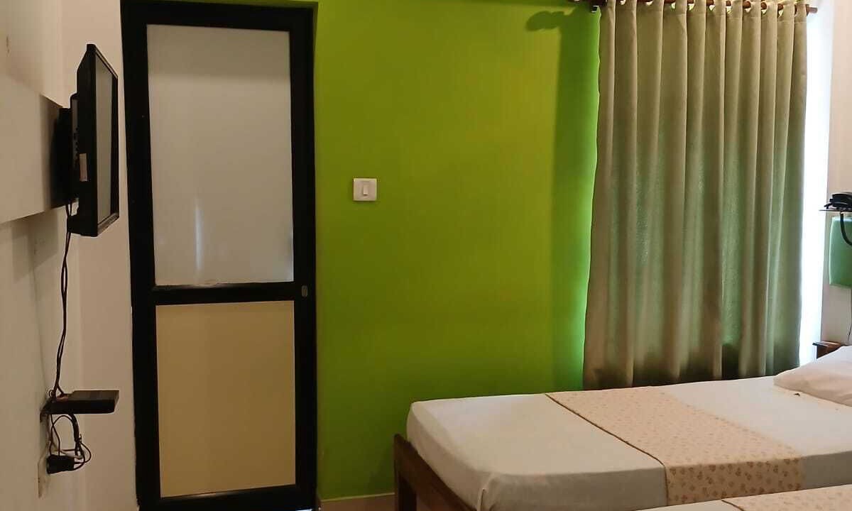 Photo of Bedroom in Thiruvananthapuram
