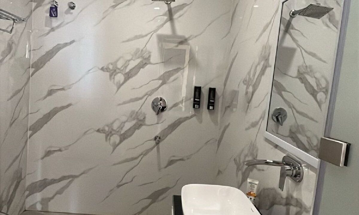 Photo of Bathroom in Alambagh