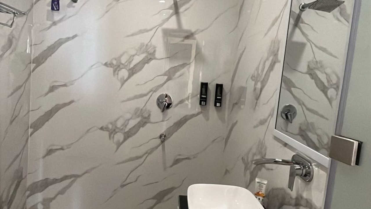 Photo of Bathroom in Alambagh