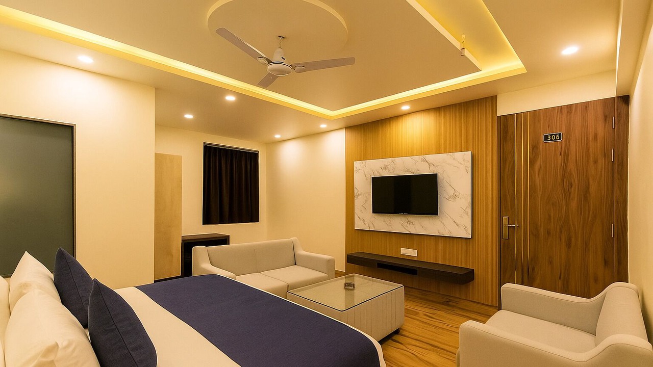 Photo of Bedroom in Alambagh